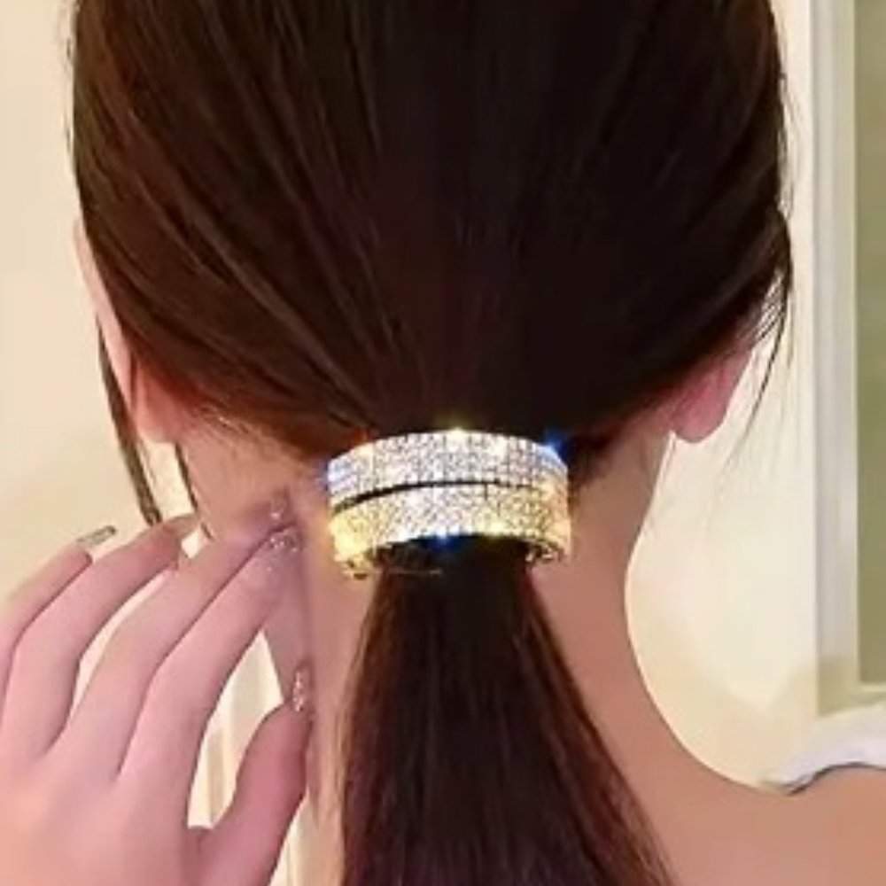 CRYSTAL HAIR CLIPS in Gold & Silver (set of 2)